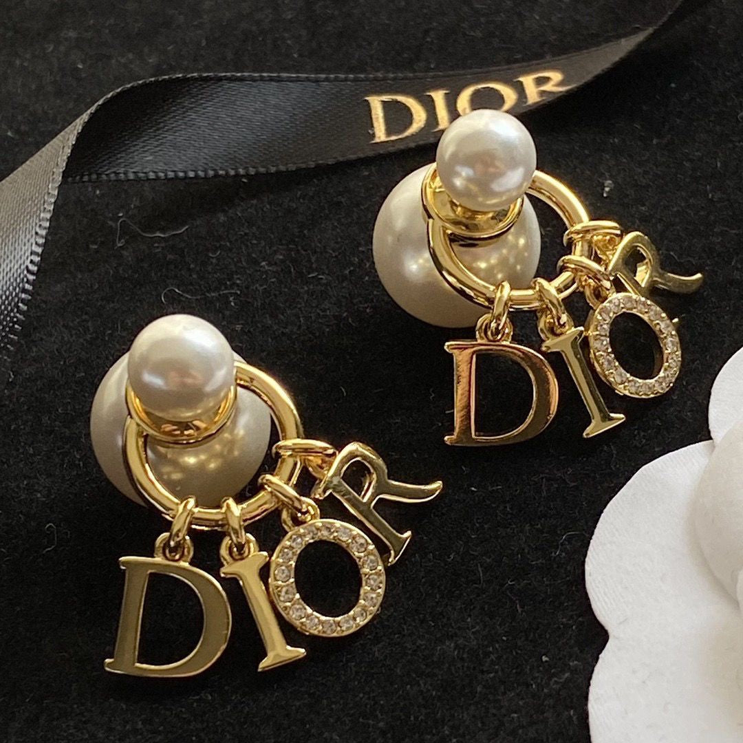 D Dangly Pearl Studs (Pre Order)