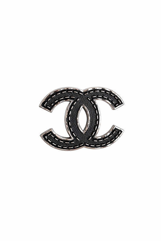 Classic Noir Interlock Brooch