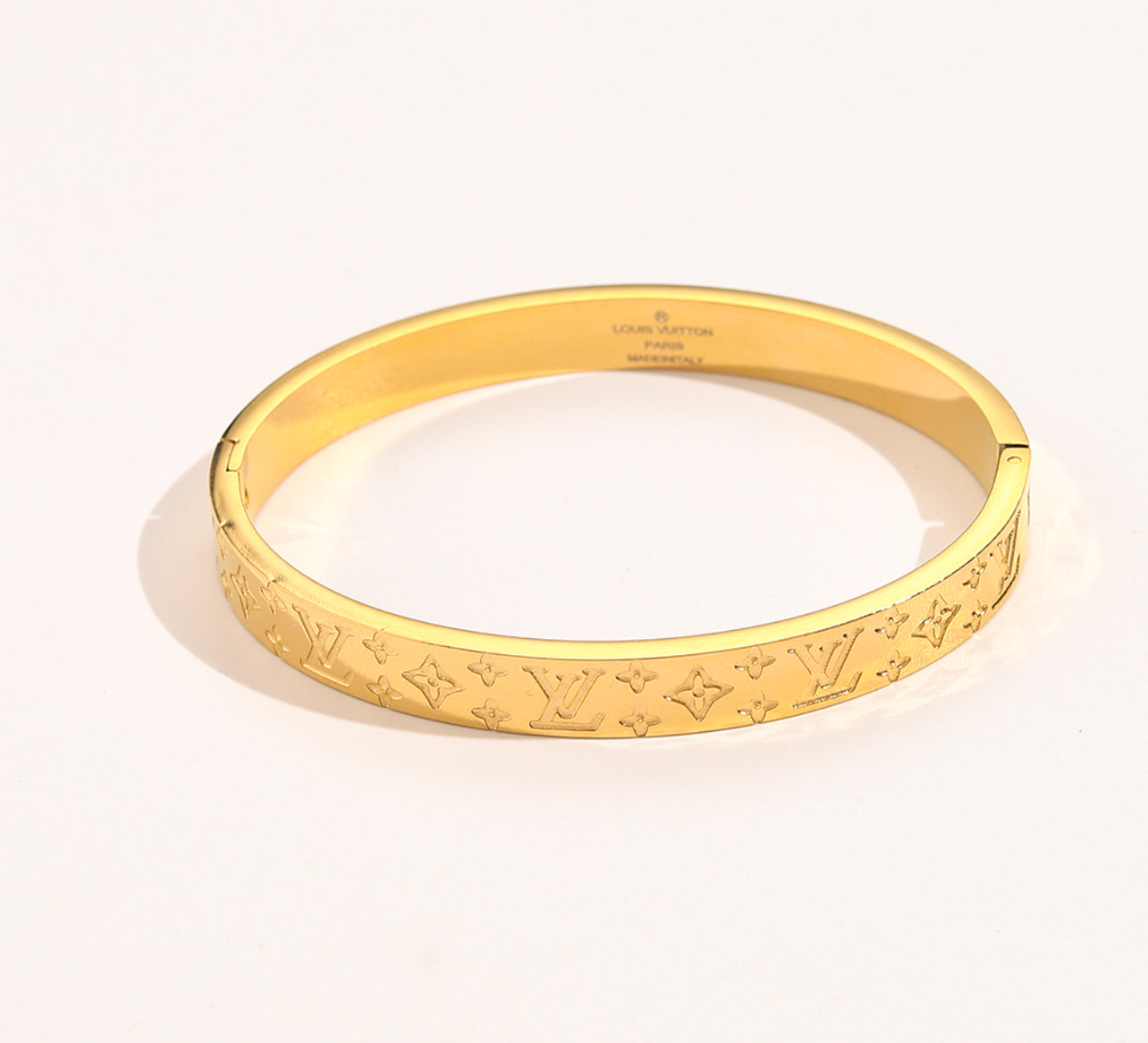 LV Cuff Gold