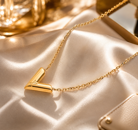 V Necklace Branded (Pre Order)