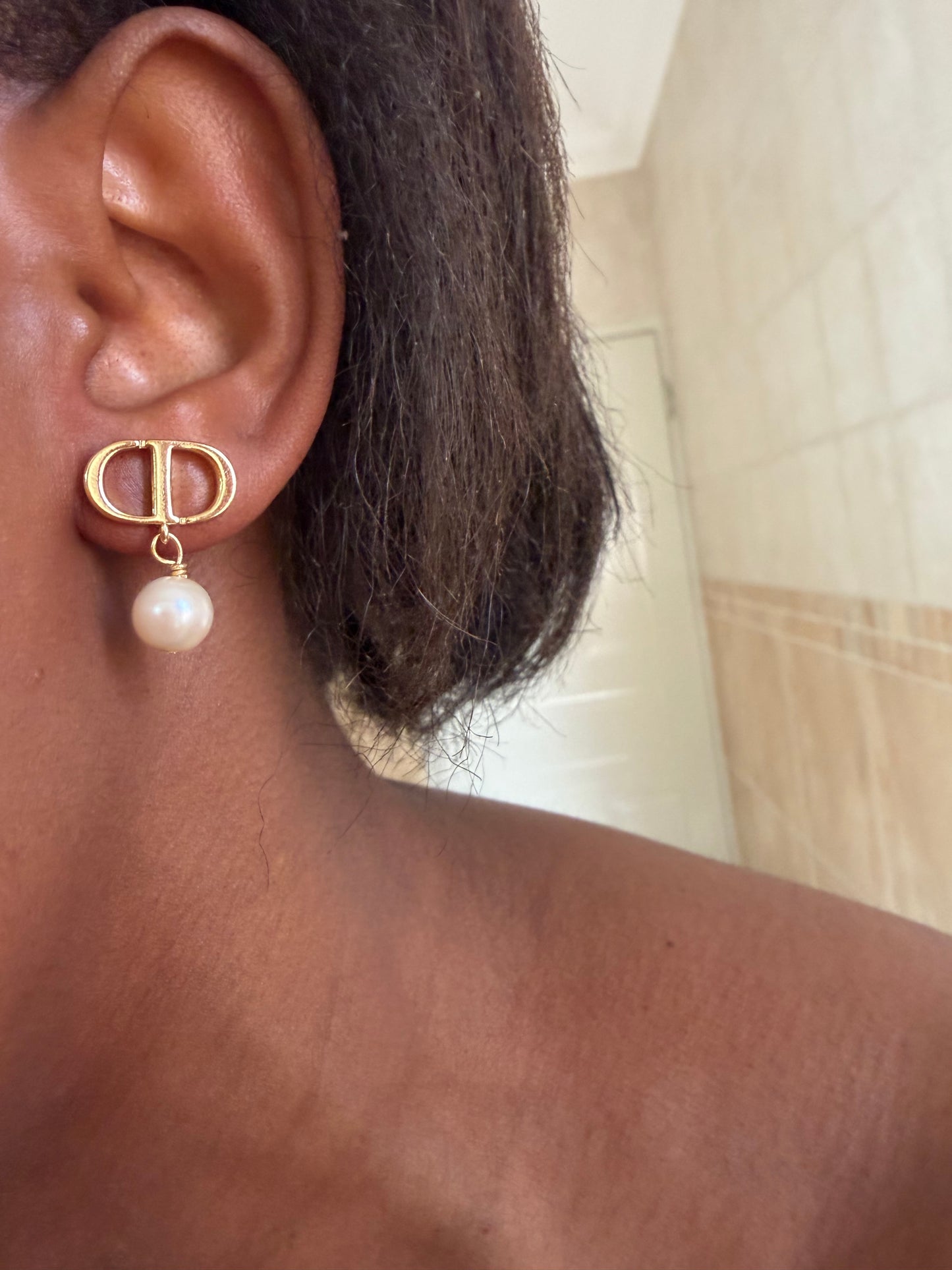 CD Dangly Pearls