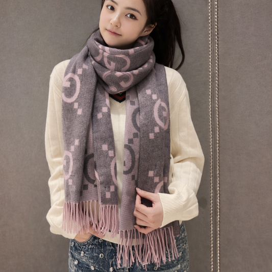 GG Scarf