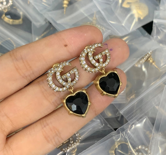 GG Earrings with Onyx Heartshape