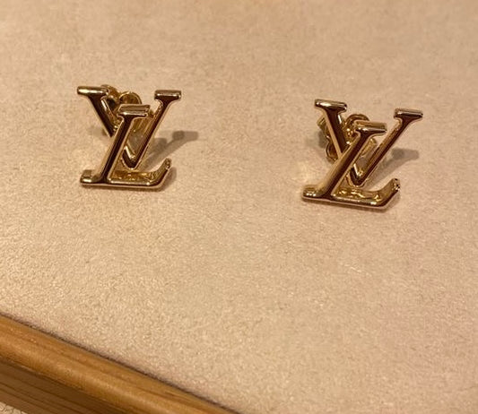 LV Studs