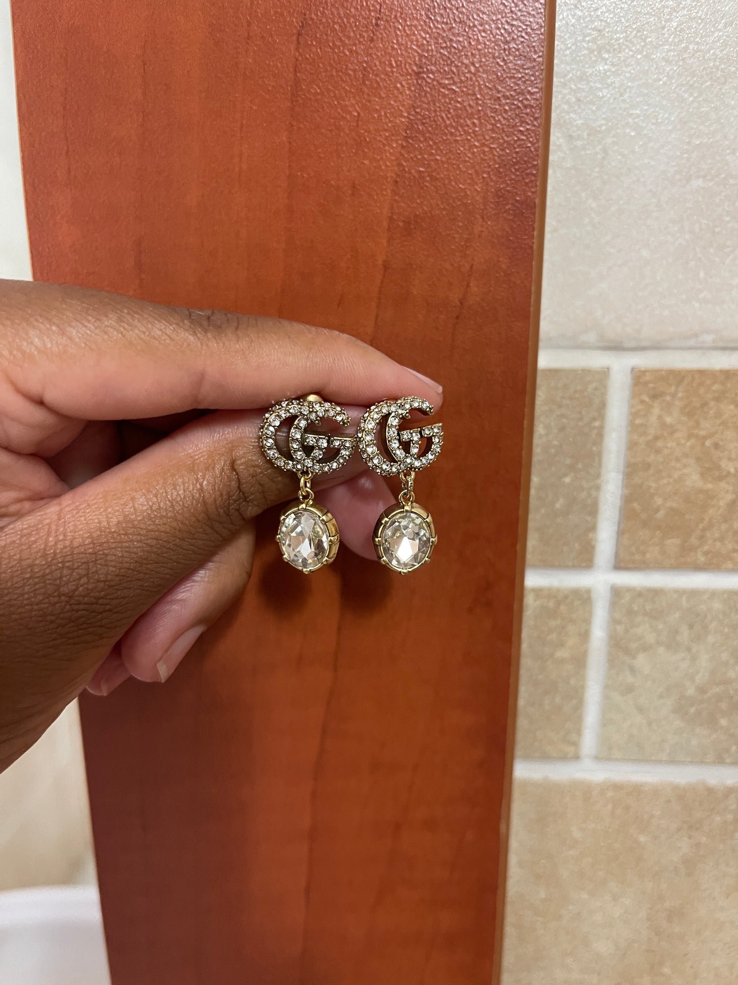 GG Earrings with crystals