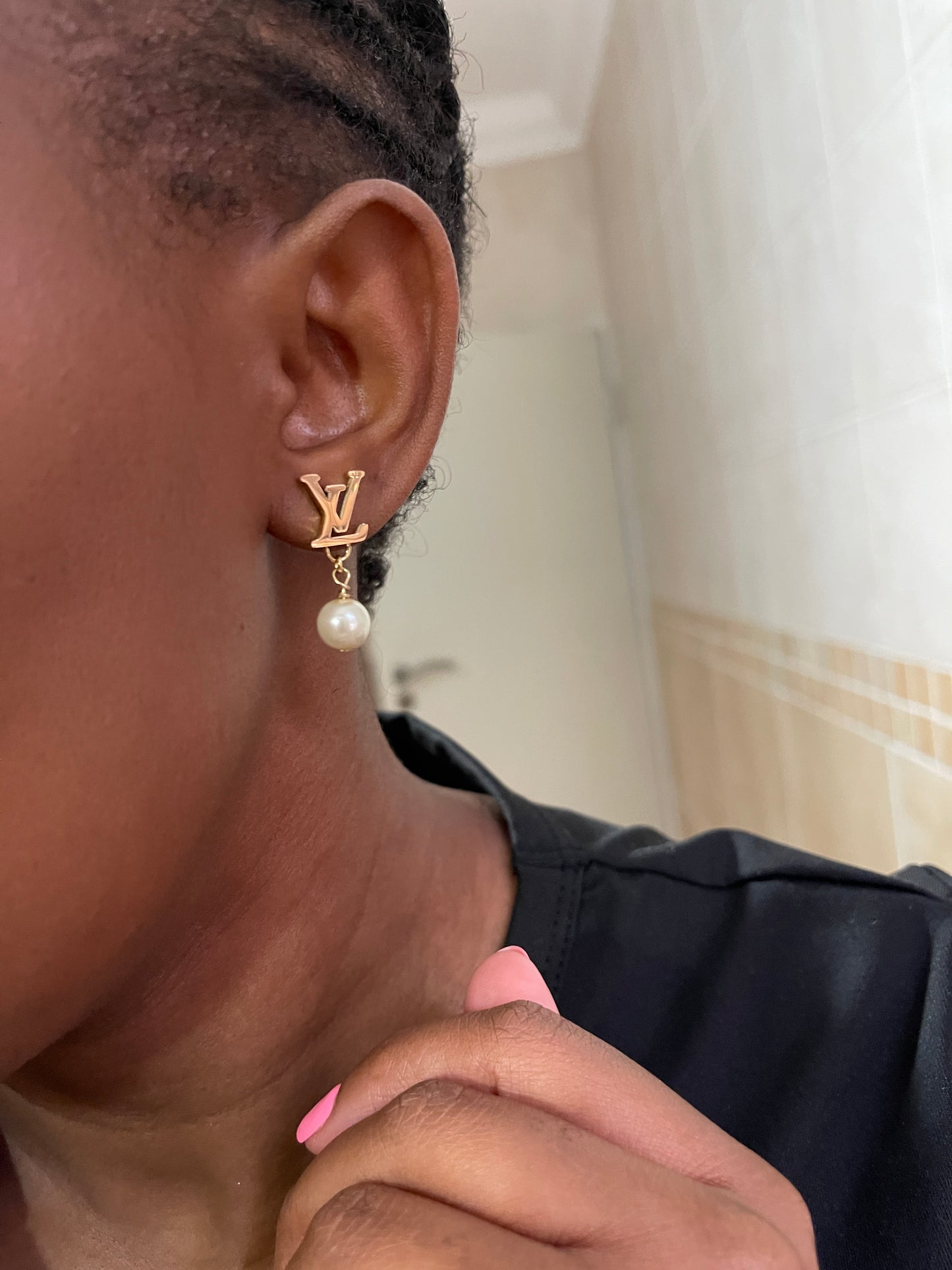 LV Dangly Pearl Earrings