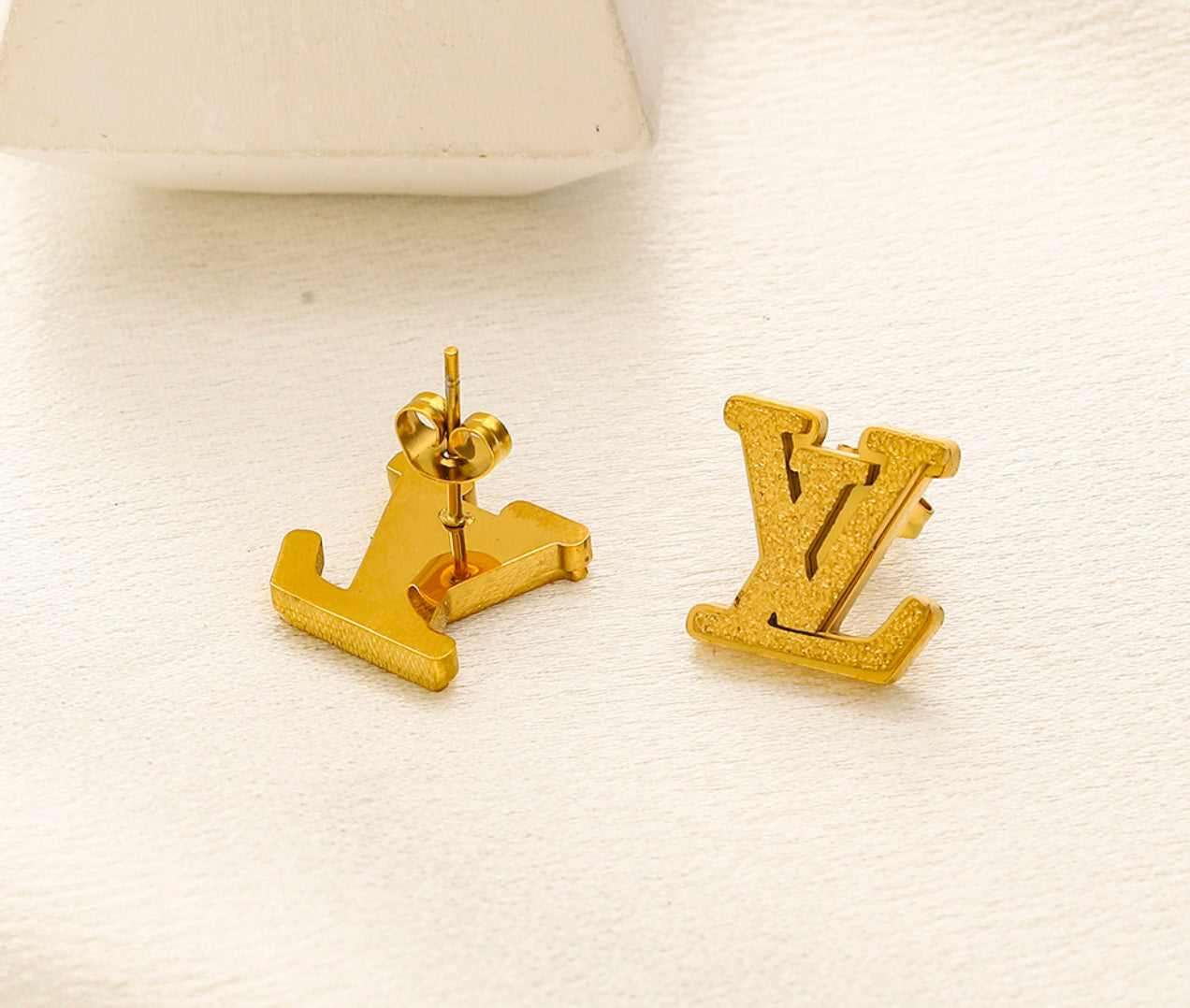 LV Studs