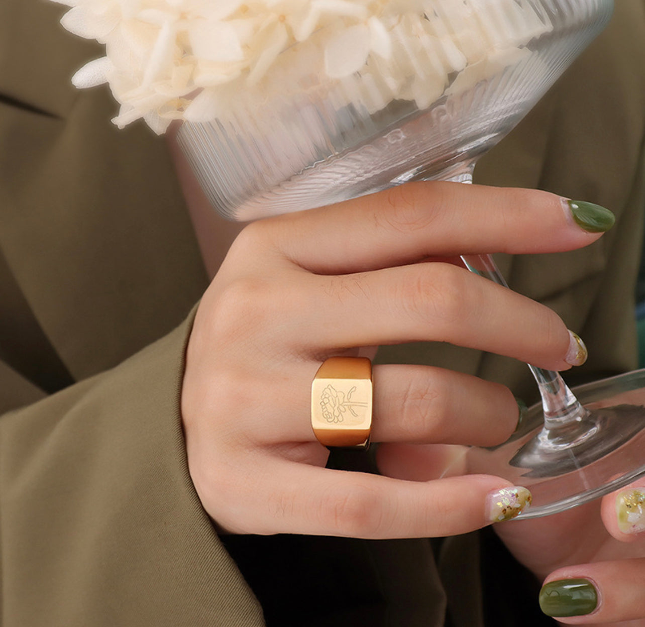 Gold Squared Signet Ring